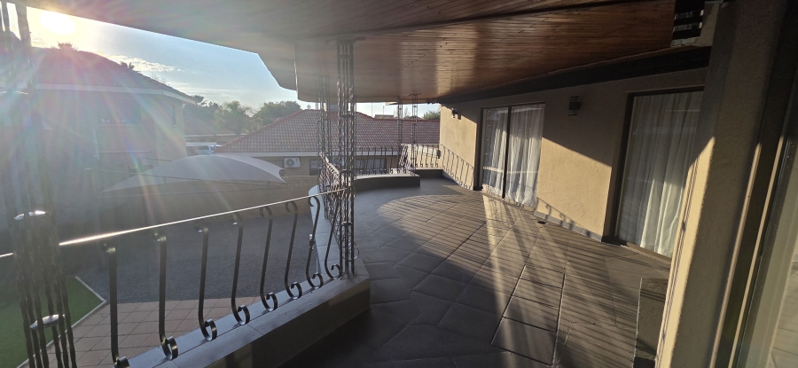 5 Bedroom Property for Sale in Roylglen Gardens Northern Cape